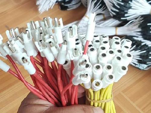 单连接圆孔式线束插头