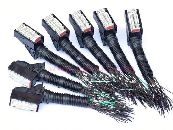 解放欧曼通用线束插头