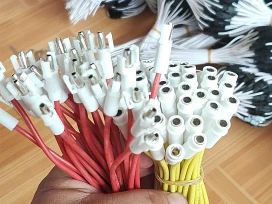 单连接圆孔式线束插头