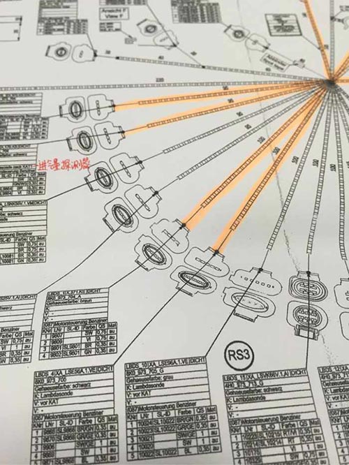 车装的是卤素灯线束