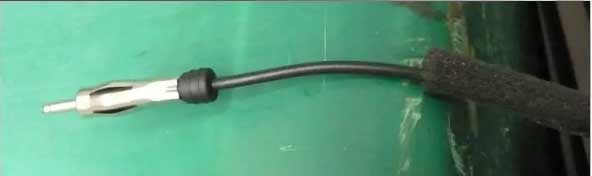 汽车线束布炕干扰线